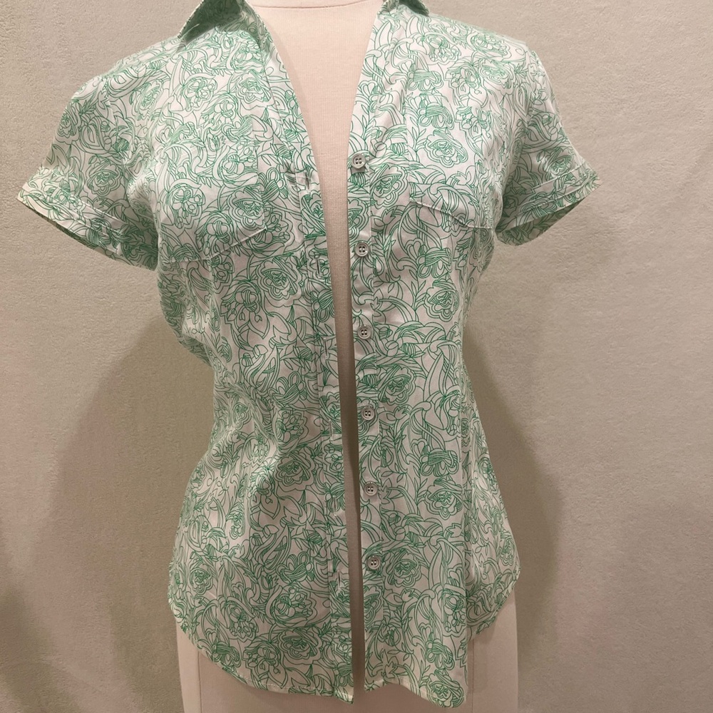 Floral Green Button-Up Women's Top